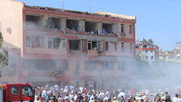 Lugar del atentado en la ciudad turca de Elazig - Sputnik Mundo