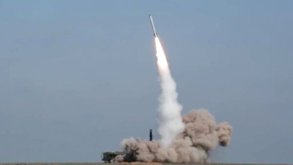 Lanzamiento de un misil ruso - Sputnik Mundo