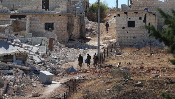 Los militares sirios en el campo de refugiados Handarat, al noroeste de Alepo (archivo) - Sputnik Mundo
