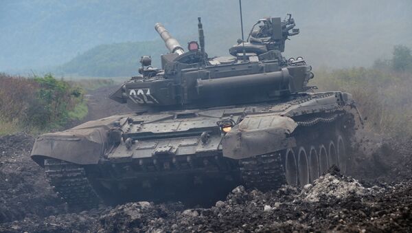 Tanque T-90 en la región del Cáucaso Norte - Sputnik Mundo
