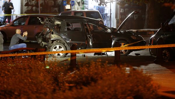 Detonan en Georgia el auto de un político opositor a pocos días de las elecciones - Sputnik Mundo