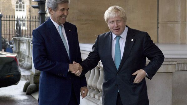 John Kerry, el secretario de Estado de EEUU y Boris Johnson, ministro de Asuntos Exteriores del Reino Unido - Sputnik Mundo