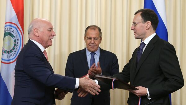 La firma del memorando entre Rusia y Paraguay sobre cooperación en la energía atómica - Sputnik Mundo