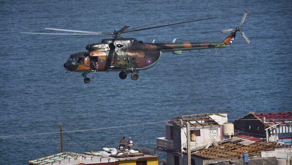 Helicóptero, Cuba. Huracán Matthew. - Sputnik Mundo