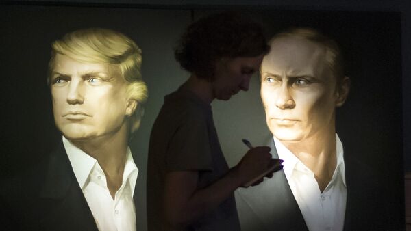 Los retratos de Donald Trump y Vladímir Putin - Sputnik Mundo