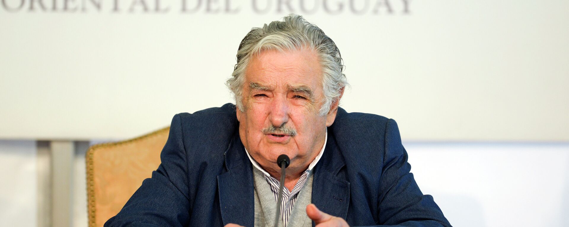 Uruguay's President Jose Mujica speaks during a joint news conference with Chile's President Michelle Bachelet - Sputnik Mundo, 1920, 25.05.2021