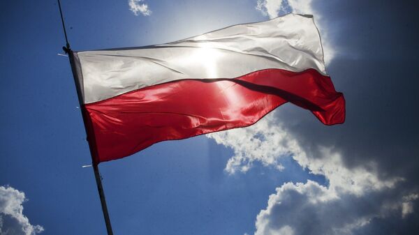 La bandera de Polonia - Sputnik Mundo