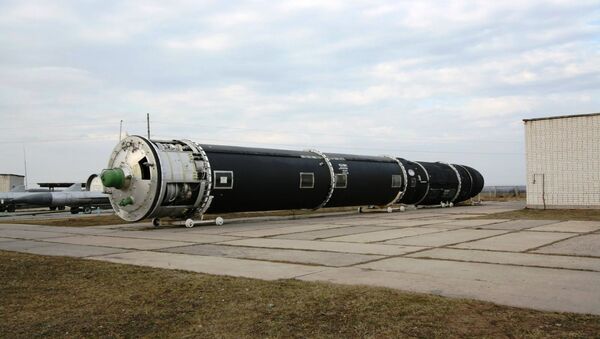 Misil balístico intercontinental ruso R-36M2, antecesor de RS-28 Sarmat - Sputnik Mundo