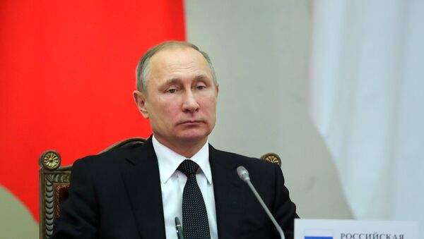 Президент РФ В. Путин принимает участие в заседании ВЕЭС и сессии Совета коллективной безопасности ОДКБ в Санкт-Петербурге - Sputnik Mundo