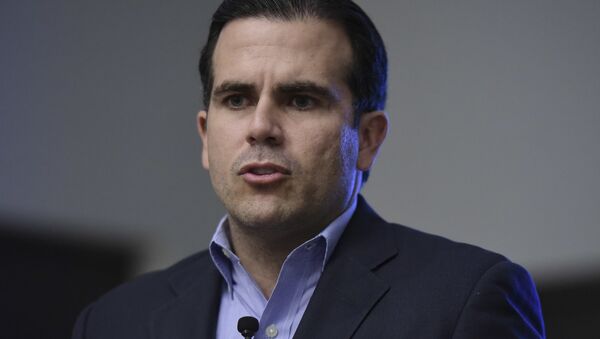 In this Oct. 29, 2016 photo, Ricardo Rossello, candidate for governor of Puerto Rico and president of the New Progressive Party, participates in a forum organized by the Gasoline Retailers Association in San Juan, Puerto Rico. - Sputnik Mundo