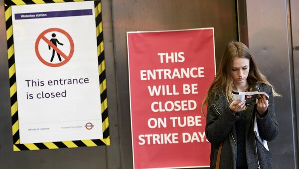 Una huelga del personal del metro de Londres - Sputnik Mundo