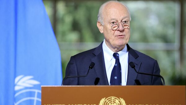 U.N. mediator for Syria Staffan de Mistura attends a news conference after a meeting at the United Nations in Geneva, Switzerland - Sputnik Mundo