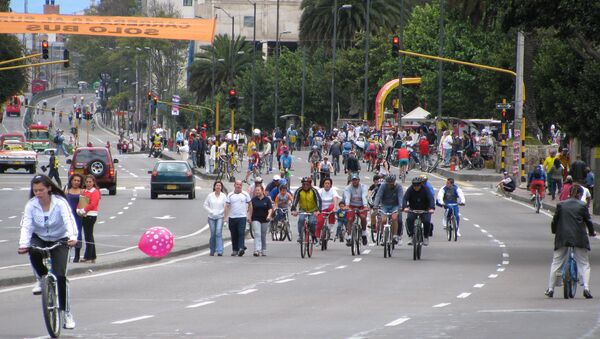 Una ciclovía en Bogotá - Sputnik Mundo