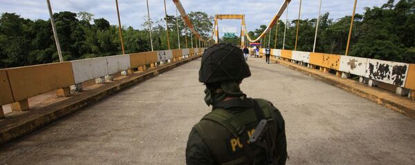 Frontera entre Colombia e Ecuador Frontera entre Colombia e Ecuador - Sputnik Mundo
