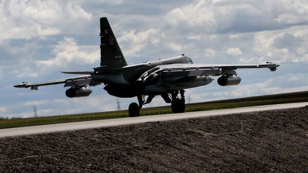 Avión de ataque terrestre Su-25, foto archivo - Sputnik Mundo