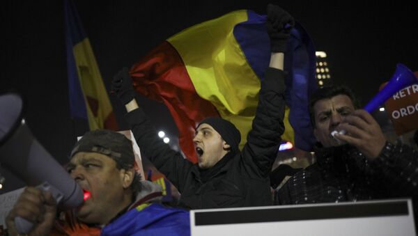 Protestas en Bucarest, capital de Rumanía - Sputnik Mundo