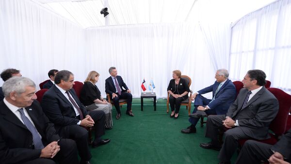 Mauricio Macri, presidente de Argentina, y Michelle Bachelet, presidenta de Chile - Sputnik Mundo