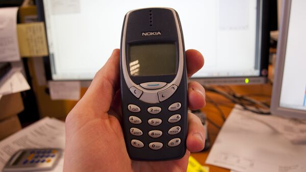Nokia 3310 - Sputnik Mundo
