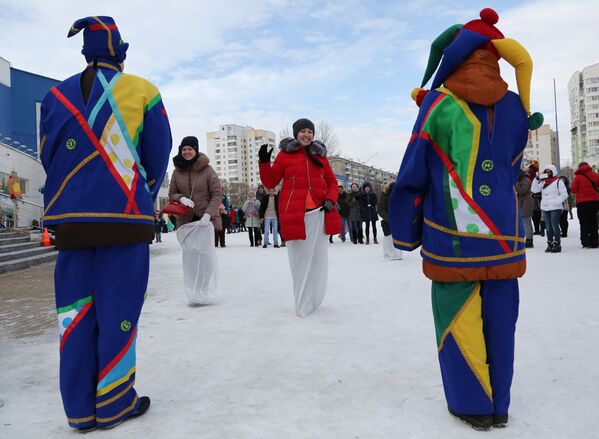 Fiesta de la Máslenitsa en Rusia Fiesta de la Máslenitsa en Rusia - Sputnik Mundo