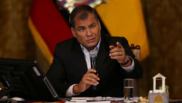 Ecuador's President Rafael Correa gives a a news conference in Quito, Ecuador - Sputnik Mundo