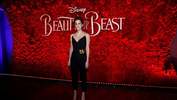Emma Watson en el preestreno de 'La Bella y la Bestia' - Sputnik Mundo