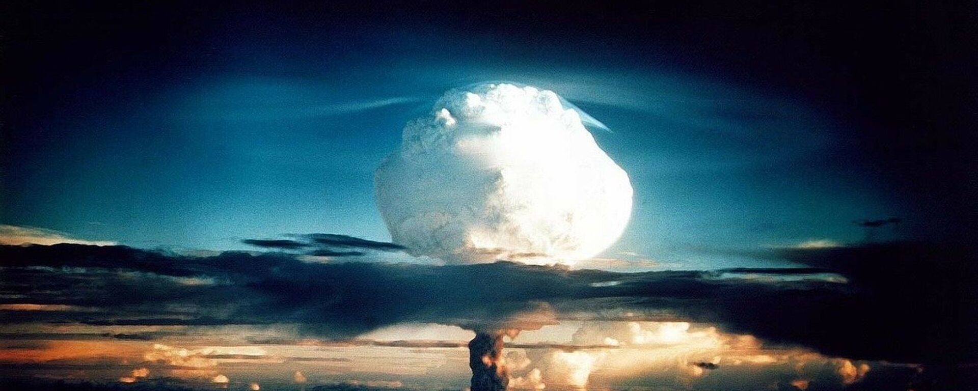 Explosión nuclear (imagen referencial) - Sputnik Mundo, 1920, 18.01.2021