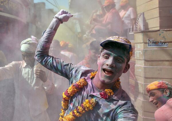 Holi, los espectaculares colores del festival hinduista de primavera - Sputnik Mundo