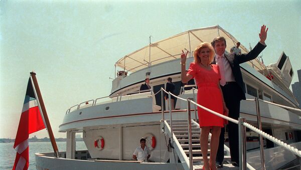 Ivana y Donald Trump, en 1988 - Sputnik Mundo