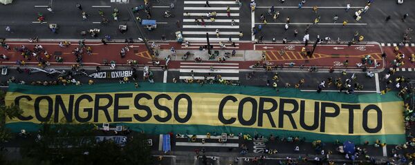 Protestas contra corrupción en Brasil (archivo) Protestas contra corrupción en Brasil (archivo) - Sputnik Mundo