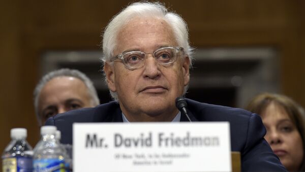 David Friedman, nominated to be U.S. Ambassador to Israel, testifies on Capitol Hill in Washington at his confirmation hearing before the Senate Foreign Relations Committee - Sputnik Mundo