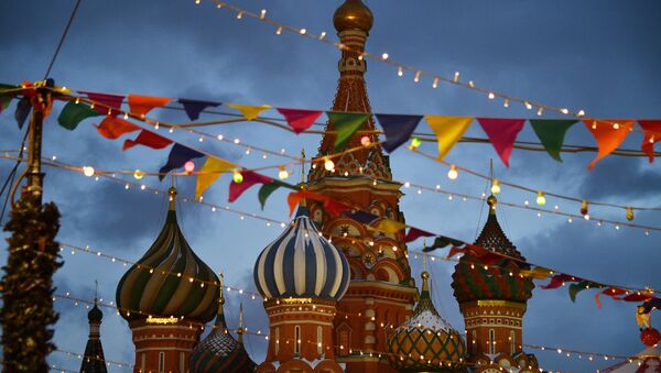 La catedral de San Basilio, en la Plaza Roja de Moscú - Sputnik Mundo