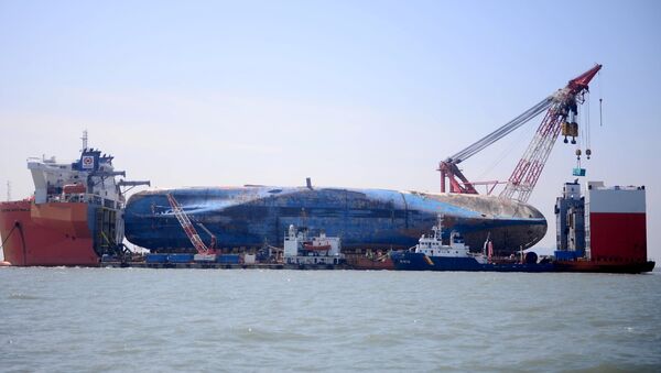 Ferry surcoreano Sewol - Sputnik Mundo