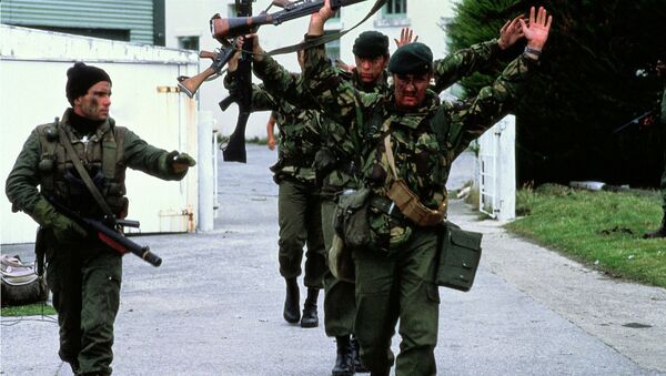 Rendición de los soldados británicos en Malvinas en 1982 - Sputnik Mundo
