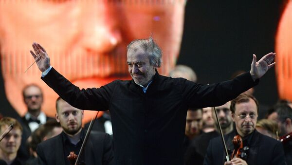Valeri Guérguiev, director de orquesta ruso - Sputnik Mundo