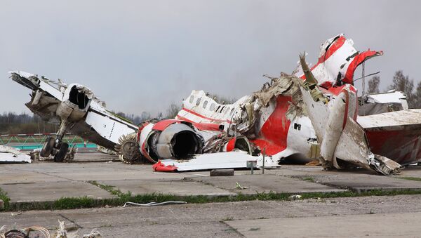 Escombros del avión del presidente de Polonia Lech Kaczynski (archivo) - Sputnik Mundo