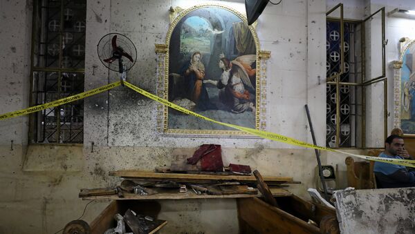 Consecuencias de la explosión en la iglesia copta de la ciudad egipcia de Tanta - Sputnik Mundo