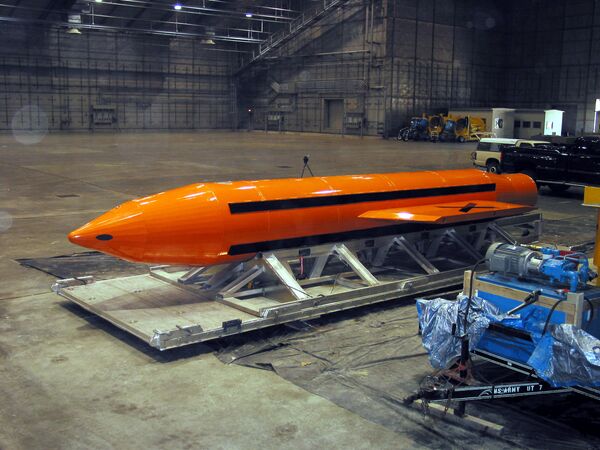 GBU-43/B Massive Ordnance Air Blast GBU-43/B Massive Ordnance Air Blast - Sputnik Mundo