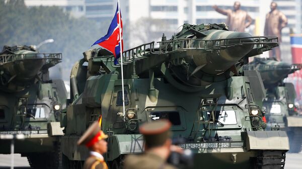 Un desfile militar en Corea del Norte (archivo) - Sputnik Mundo