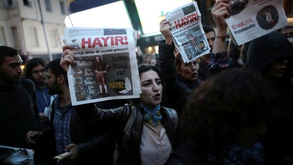 Las protestas antigubernamentales en Turquía - Sputnik Mundo