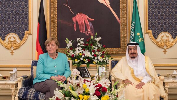 Angela Merkel, canciller de Alemania, y Salman Bin Abdul Aziz Al Saud, rey de Arabia Saudí - Sputnik Mundo