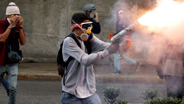 Violencia en Venezuela - Sputnik Mundo