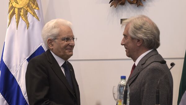 Sergio Mattarella, presidente de Italia, y Tabaré Vázquez, presidente de Uruguay - Sputnik Mundo