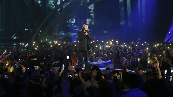 Salvador Sobral, ganador de la Eurovisión 2017 - Sputnik Mundo
