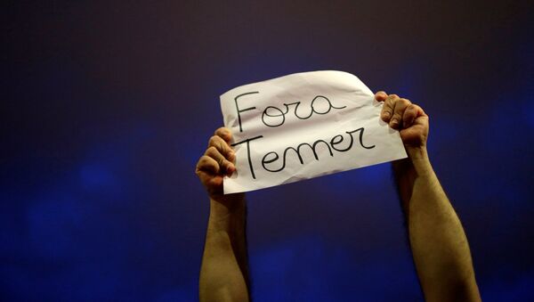 Protesta en Brasil contra el presidente del país, Michel Temer - Sputnik Mundo