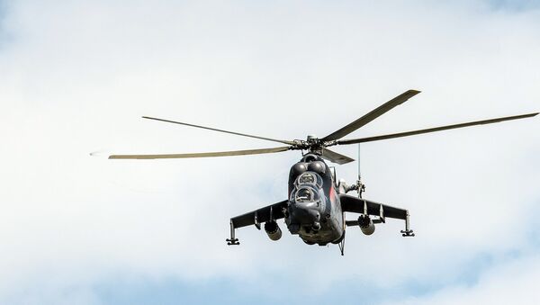 El helicóptero ruso Mi-24 (archivo) - Sputnik Mundo