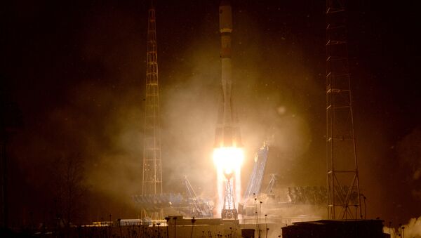 Lanzamiento del cohete portador Soyuz 2.1B (archivo) - Sputnik Mundo