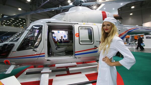 Un automóvil-helicóptero y otras novedades de la HeliRussia 2017 - Sputnik Mundo