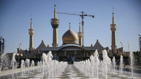 Mausoleo del imán Ruholá Jomeiní en Teherán, Irán - Sputnik Mundo