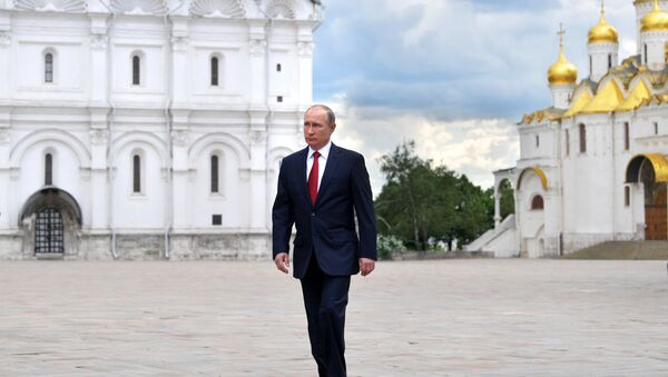 Vladímir Putin, presidente de Rusia, en el Kremlin - Sputnik Mundo