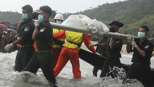 Hallan cuerpos de 90 pasajeros del avión militar estrellado en Birmania - Sputnik Mundo